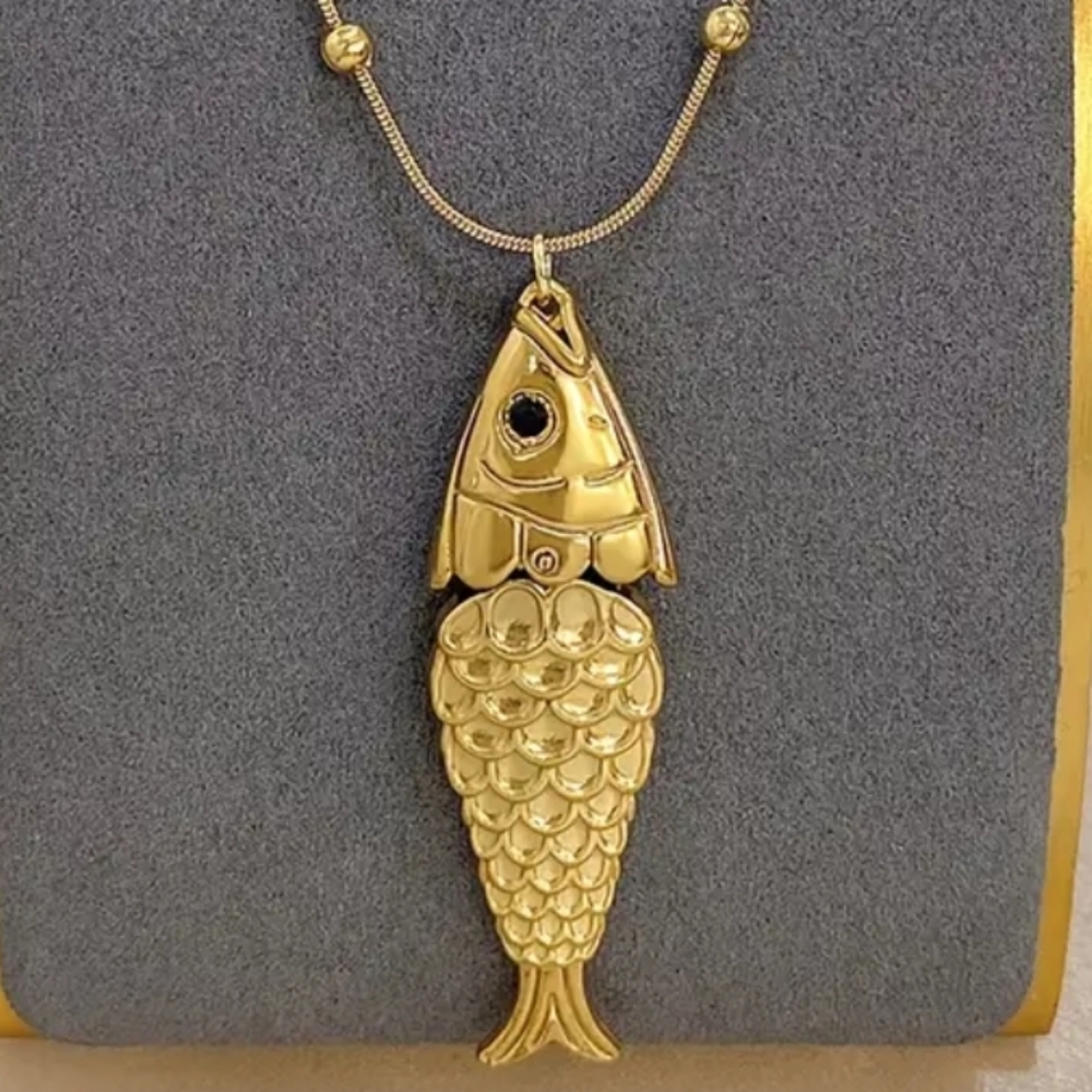 Gold Fish Pendant Necklace - Picture 3 of 5